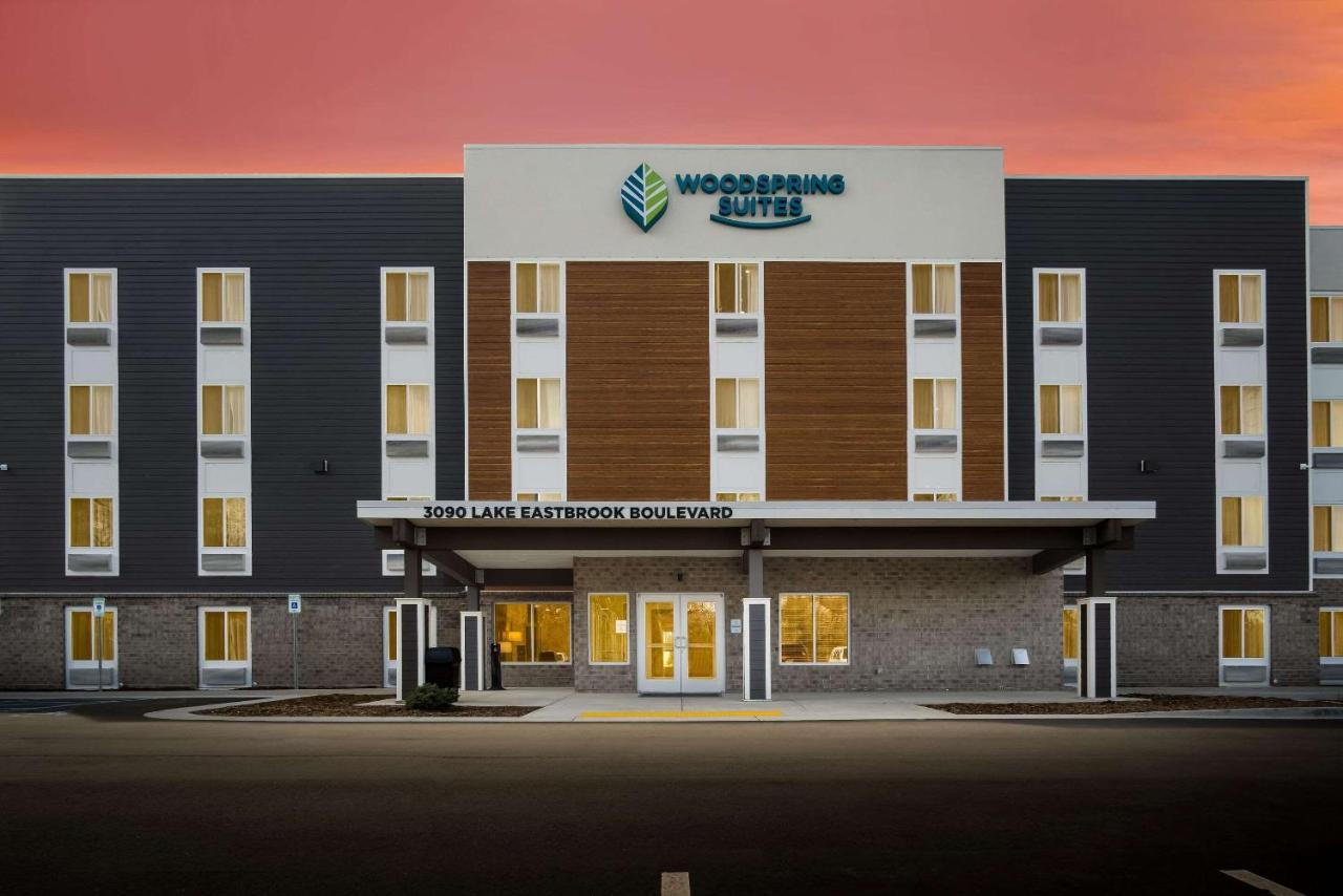 Woodspring Suites Grand Rapids Kentwood Cascade Exterior photo