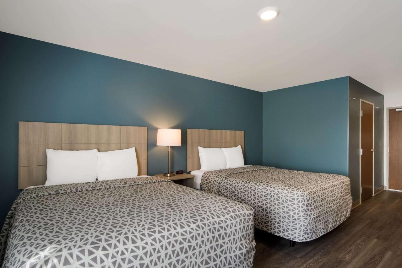 Woodspring Suites Grand Rapids Kentwood Cascade Exterior photo