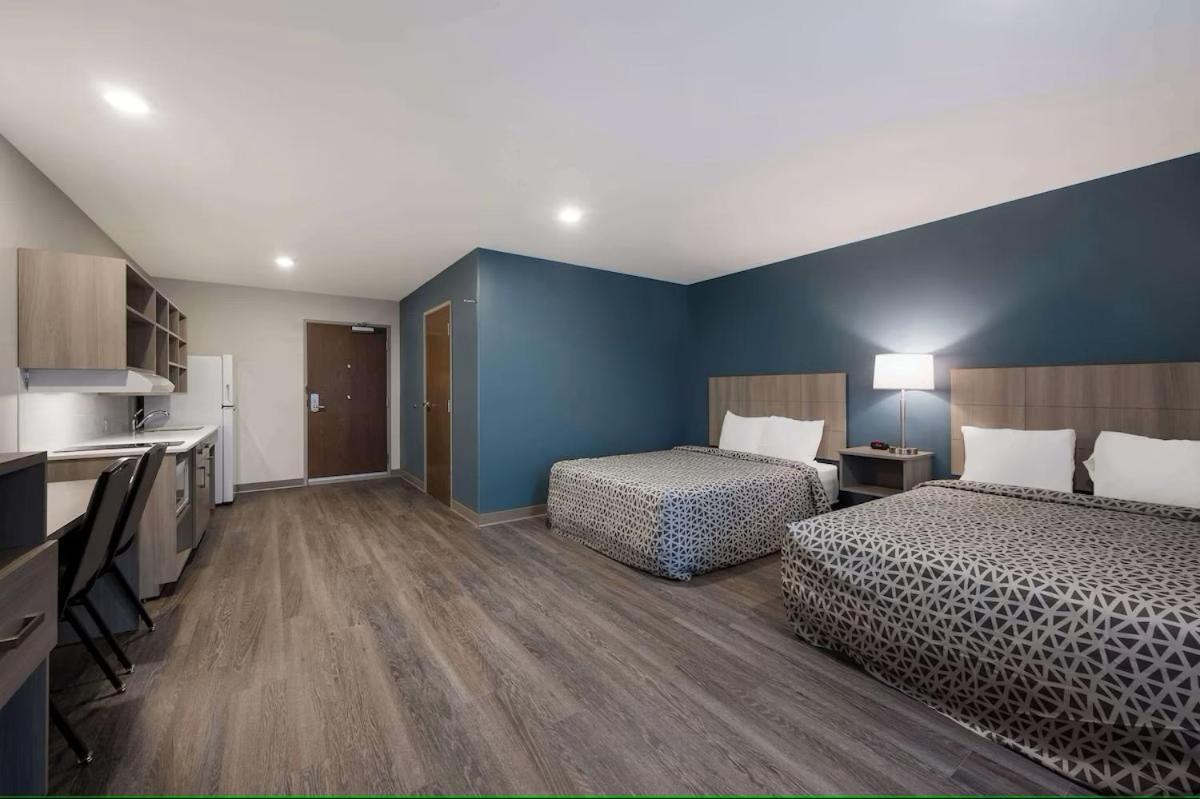 Woodspring Suites Grand Rapids Kentwood Cascade Exterior photo